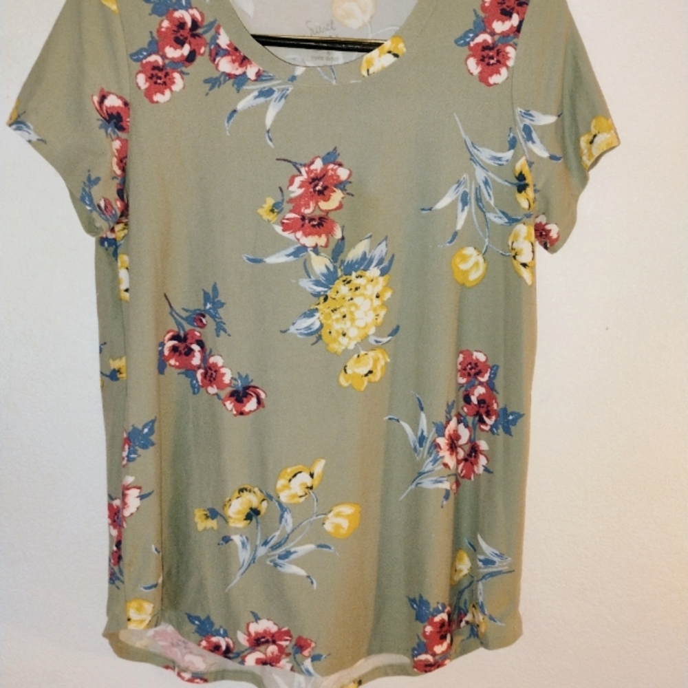 Floral Print Juniors Top - Green